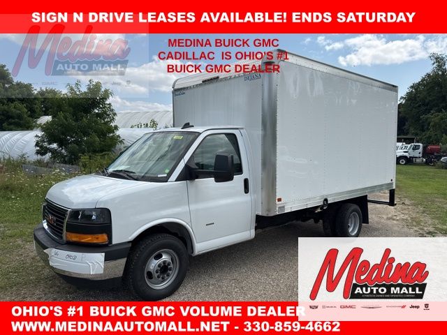 2025 GMC Savana 3500 Work Van