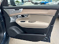 2025 Volvo XC90 B6 Ultra